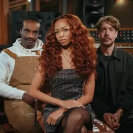 MixWithTheMasters Behind the Track ‘Love Me Not’ by Ravyn Lenaed Tutorial